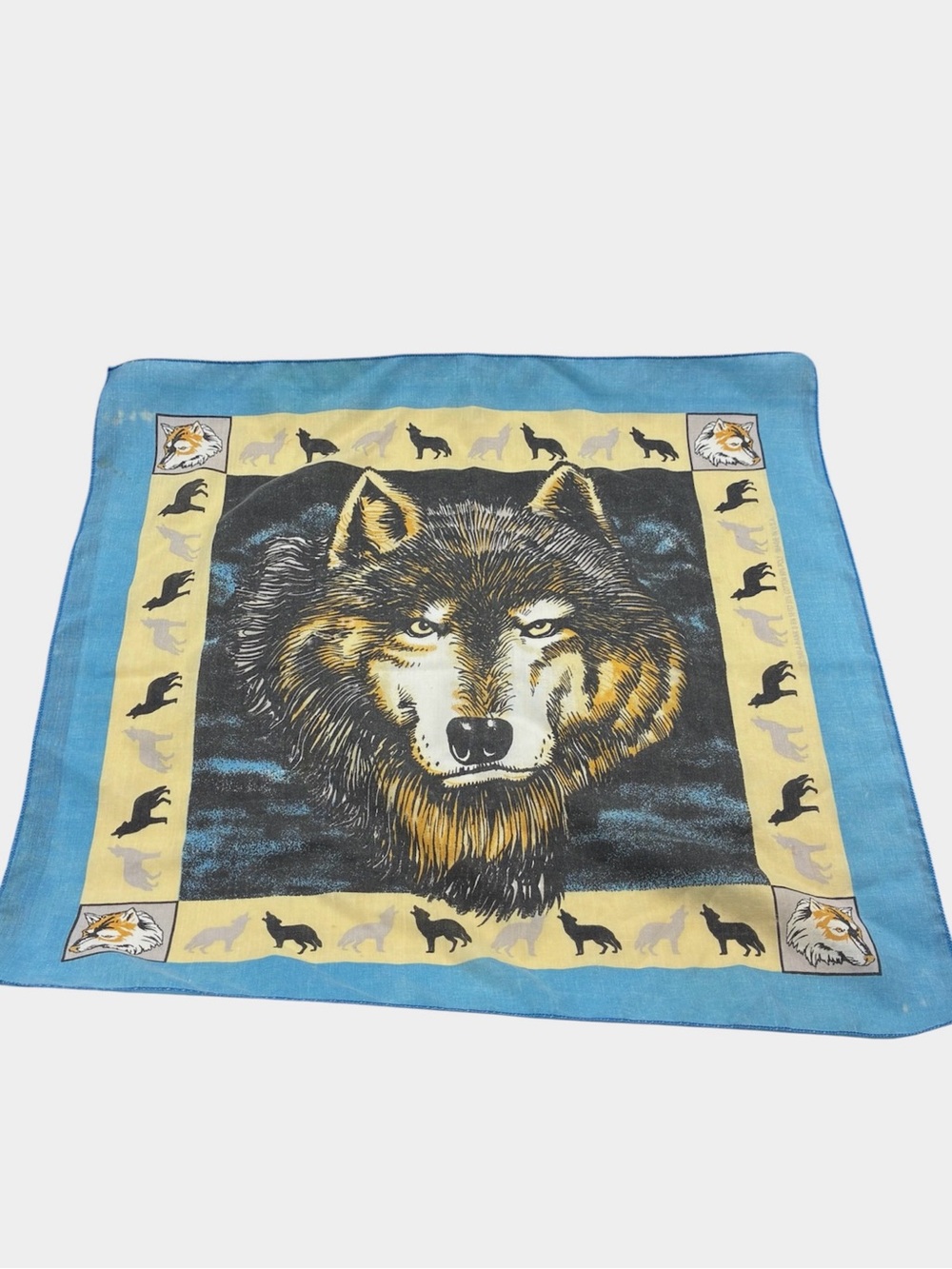 Vintage Hav-A-Hank Wolf Bandana Wildlife Nature Cotton USA Made Blue 20.5”